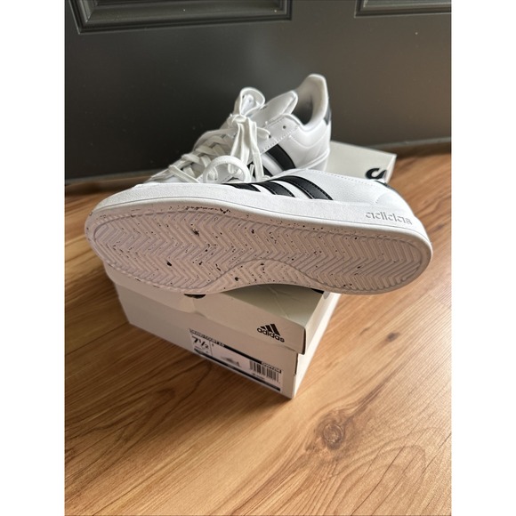 adidas Grand Court 2.0 Women's Sneakers Size 7.5 White Black GW9214 - Picture 3 of 6